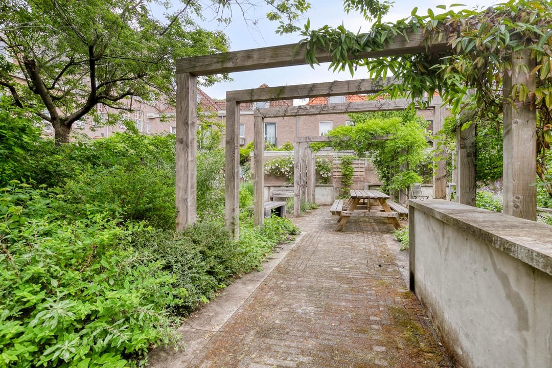 Foto 32 van Postelstraat 16