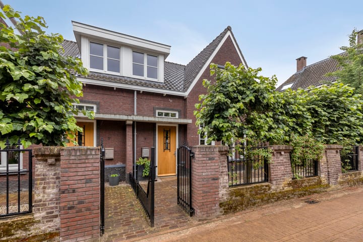 Photo 4 of Schildershof 3-A