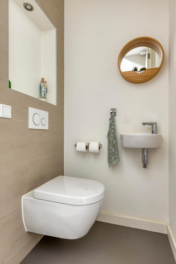 Photo 9 of Schildershof 3-A