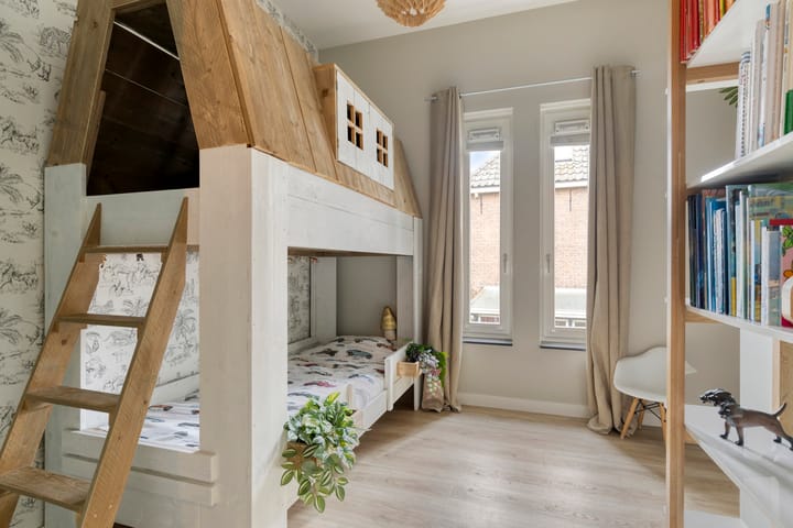 Photo 38 of Schildershof 3-A