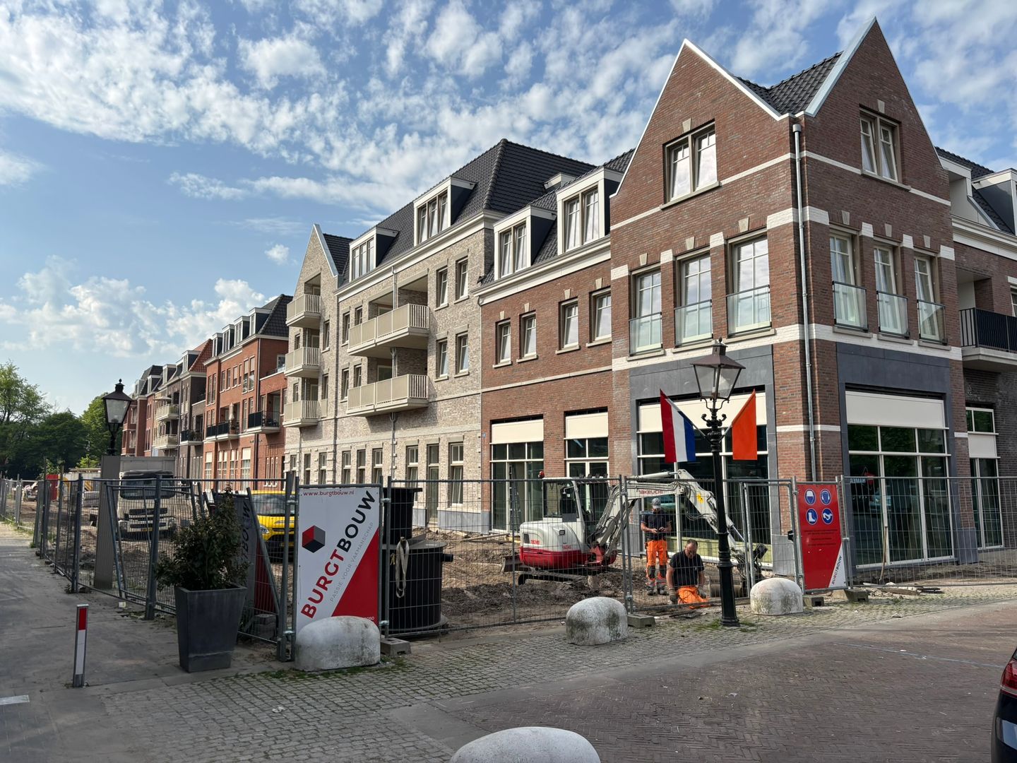 Bekijk foto 2 van Marktveld