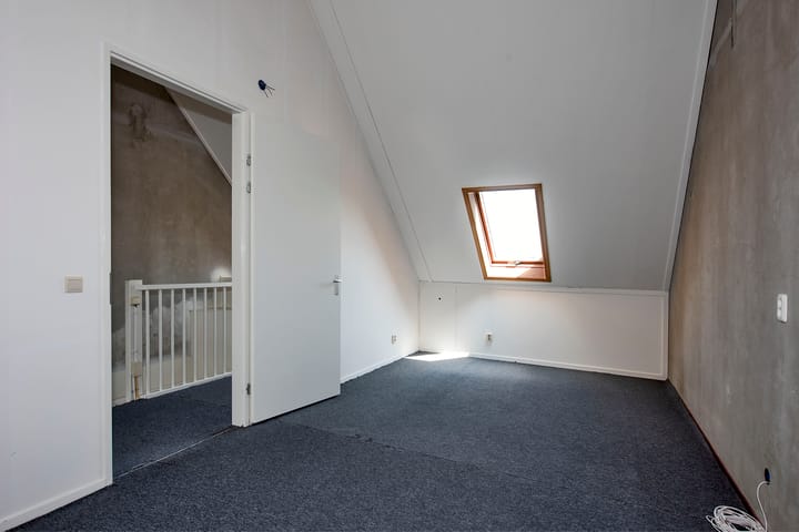 Foto 18 van Rozenhof 102