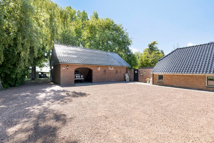 Foto 33 van Hoofdweg 115