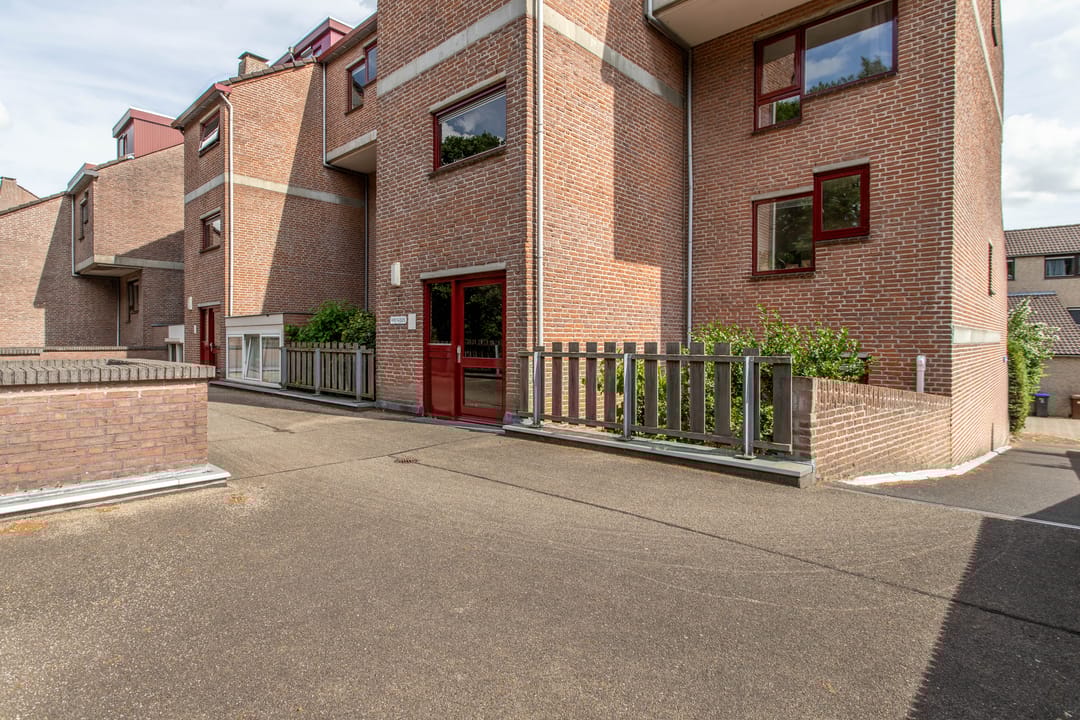 Foto 23 van Albert van Dalsumlaan 505