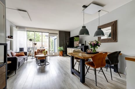 Elisabeth Hoeve 20 secondary image