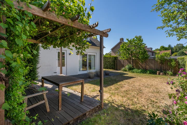 Foto 23 van Hofstraat 9