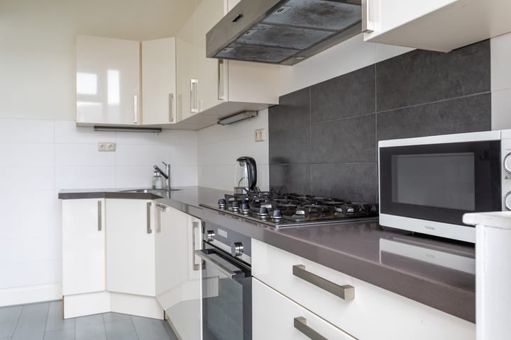 Foto 12 van Douzastraat 21