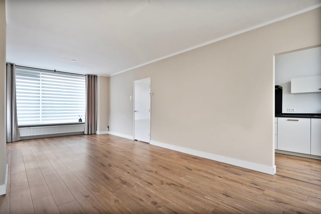 Foto 7 van G.A. Leendertz-Ladeniuslaan 9