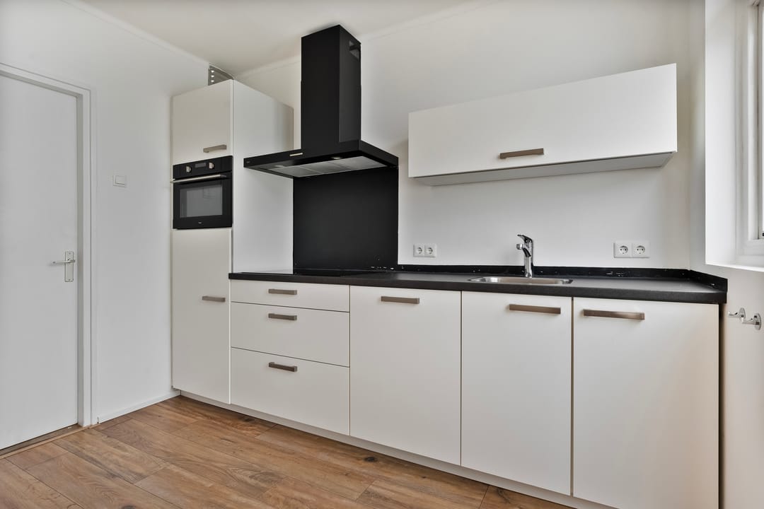 Foto 8 van G.A. Leendertz-Ladeniuslaan 9