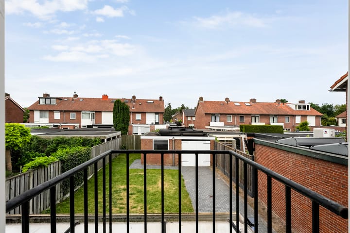 Foto 16 van G.A. Leendertz-Ladeniuslaan 9