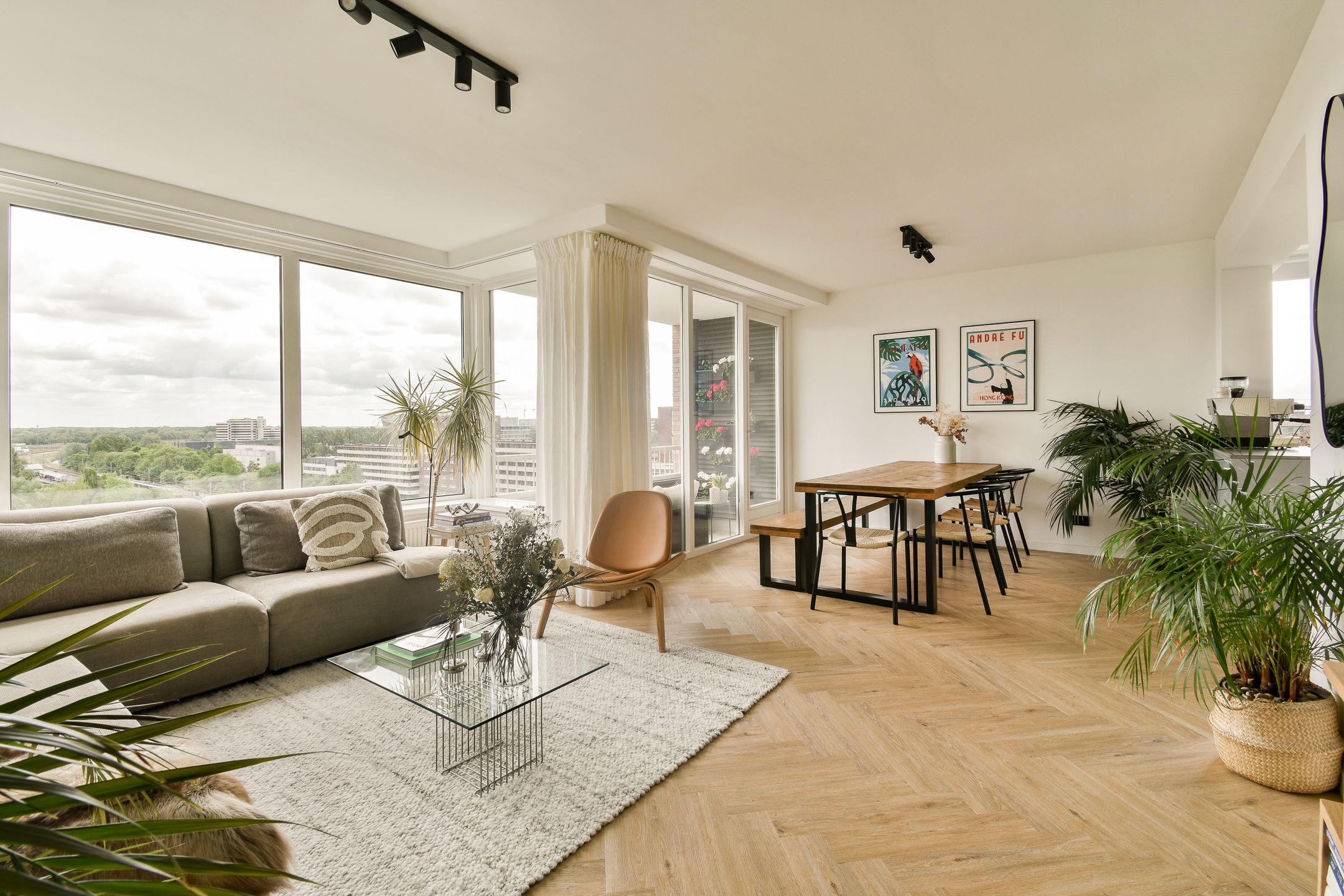 Photo 3 of Maassluisstraat 86