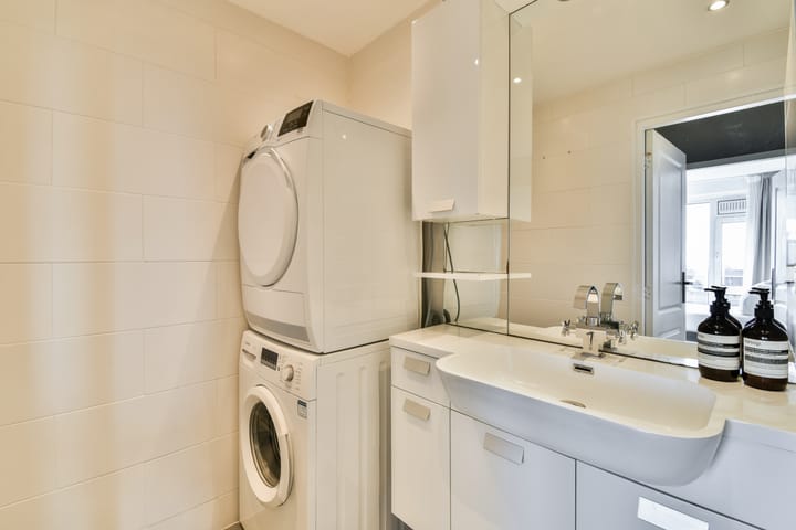 Photo 17 of Maassluisstraat 86