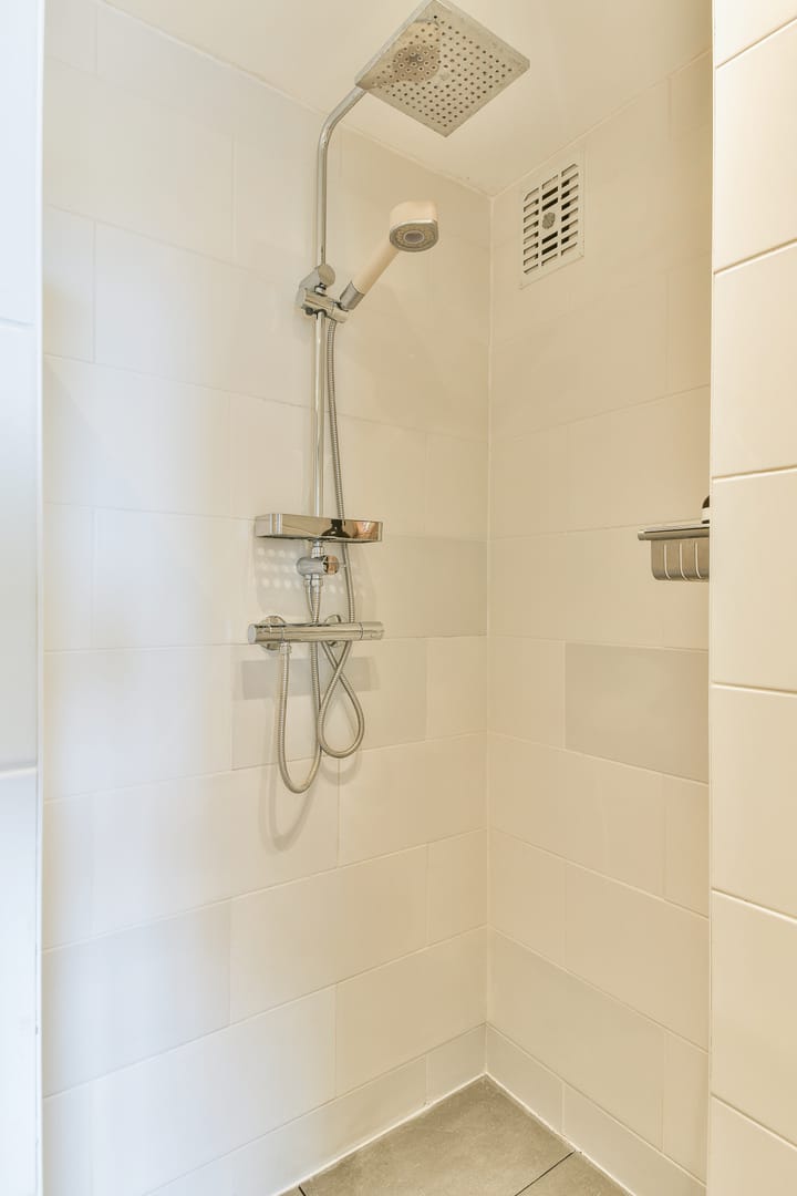 Photo 18 of Maassluisstraat 86