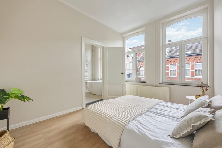 Foto 28 van Venloseweg 21