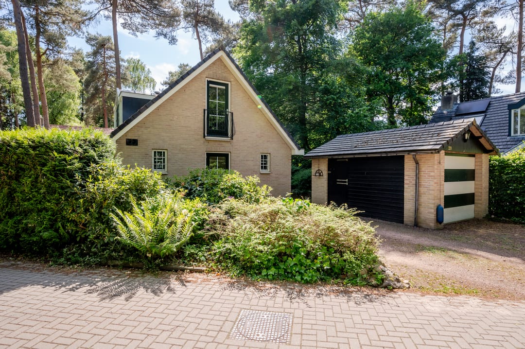 Photo 32 of Korhoenlaan 1-20