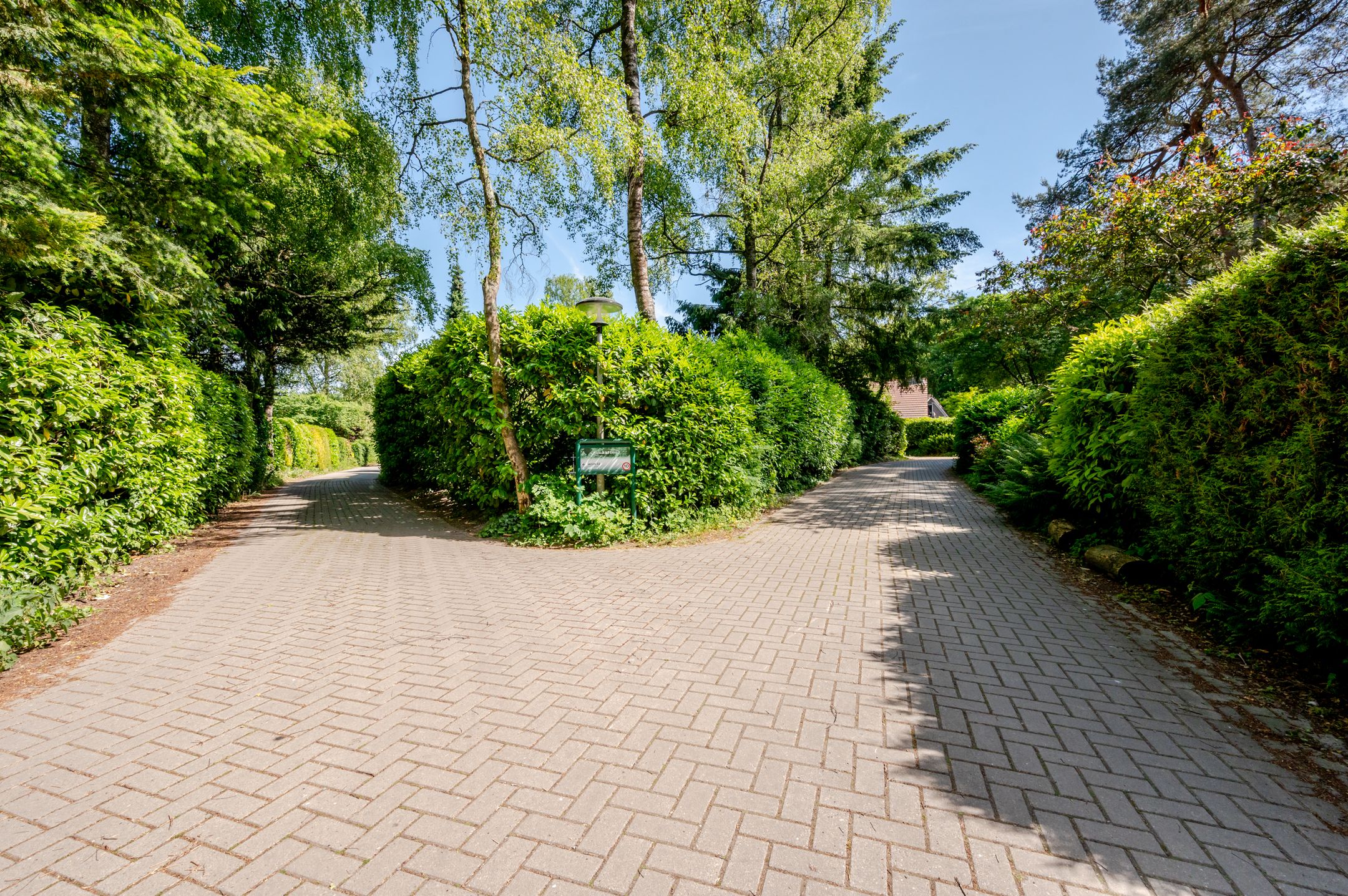 Photo 33 of Korhoenlaan 1-20