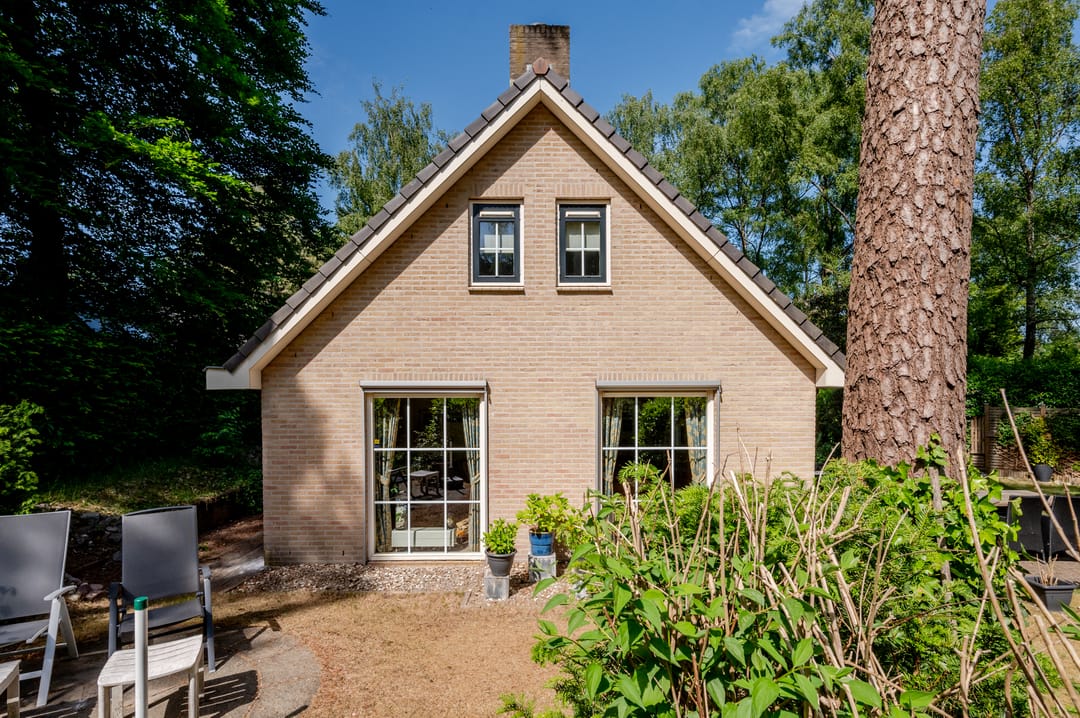 Photo 38 of Korhoenlaan 1-20