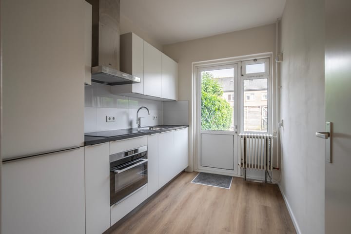 Foto 4 van Puccinistraat 8