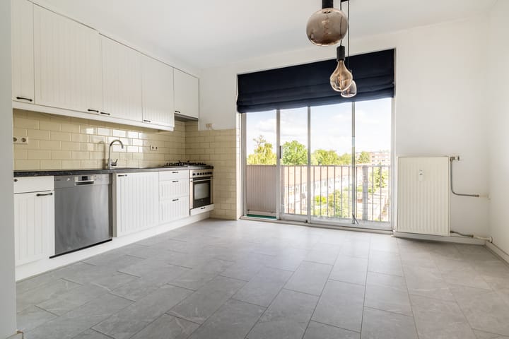 Foto 11 van Amerongenstraat 2-D16