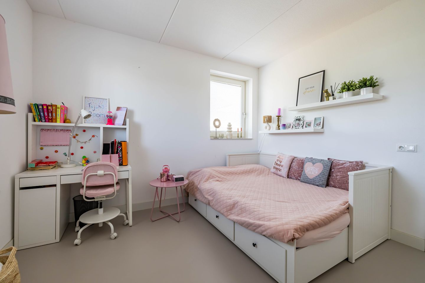 Photo 44 of Garmpoleiland 8