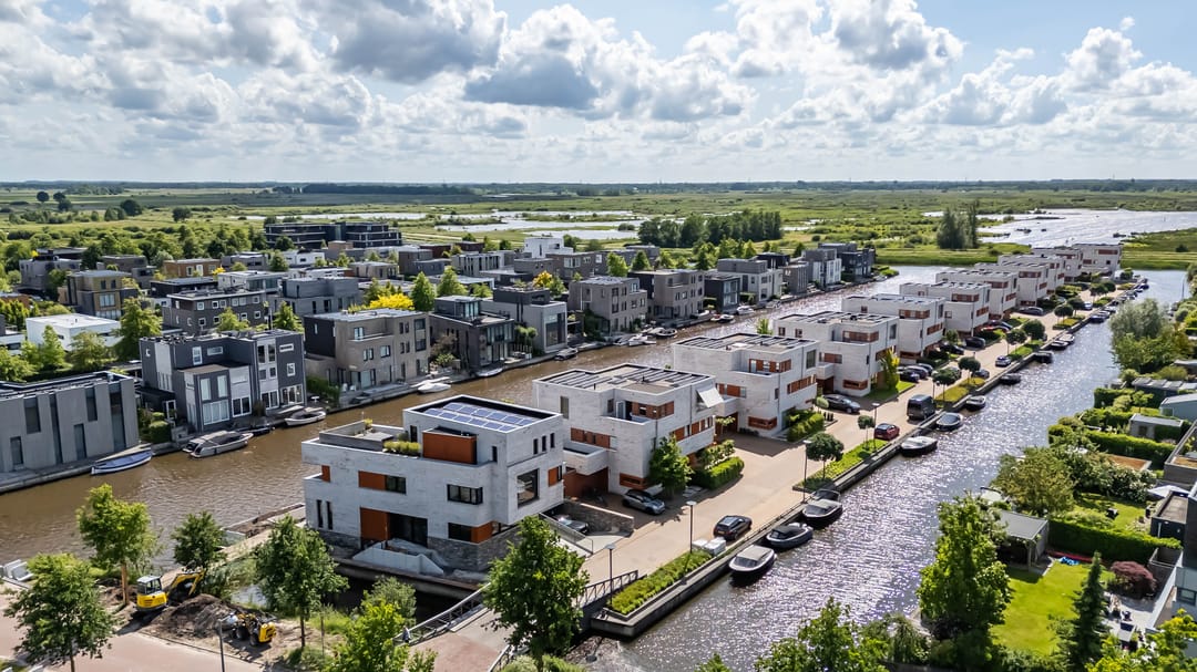 Photo 68 of Garmpoleiland 8