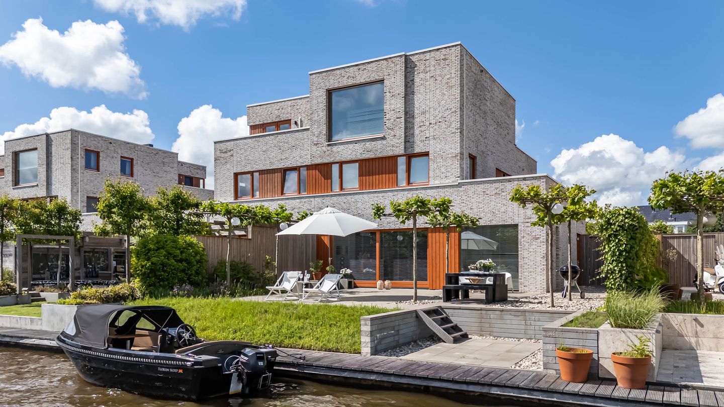 Photo 74 of Garmpoleiland 8