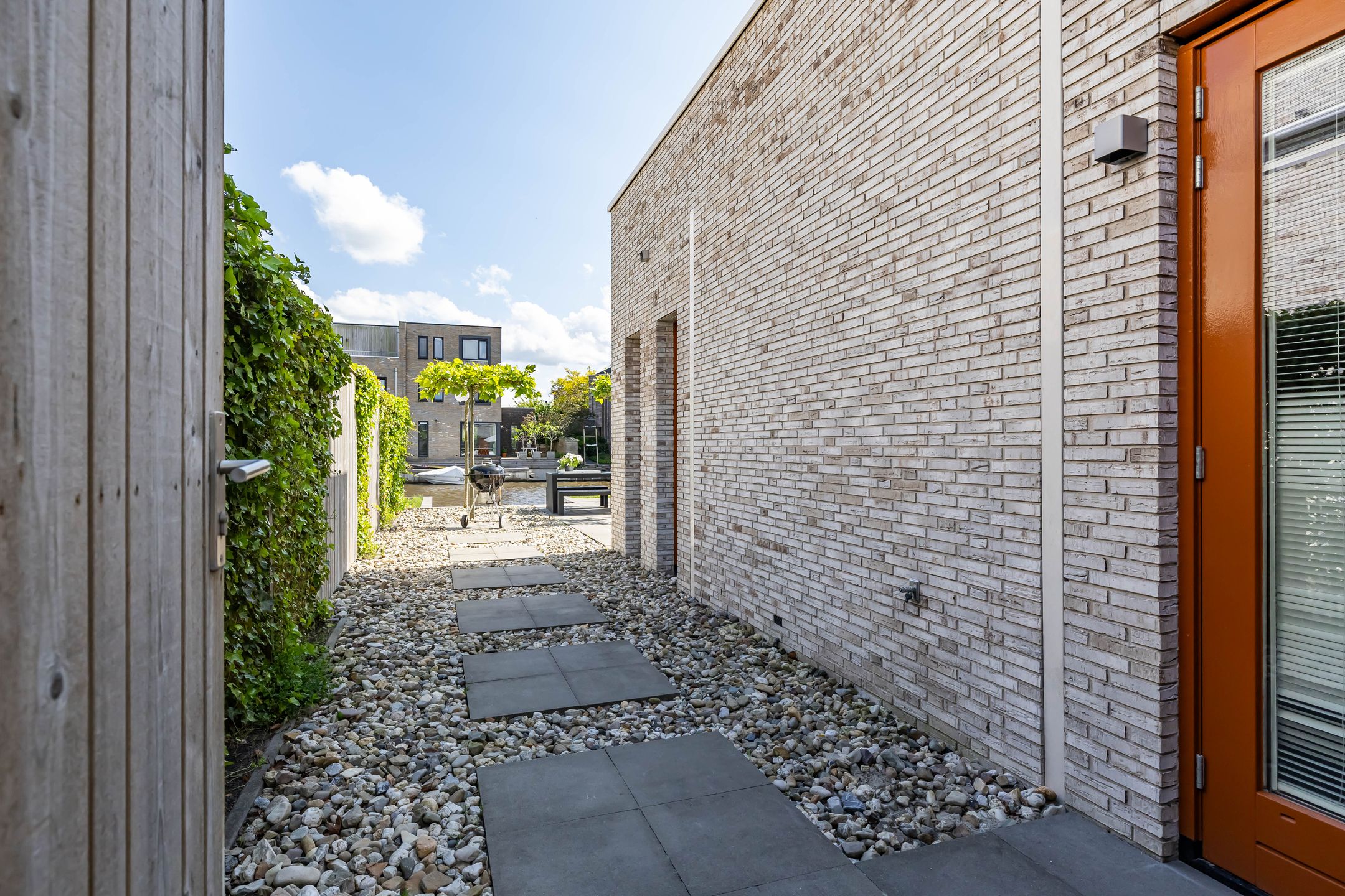 Photo 81 of Garmpoleiland 8