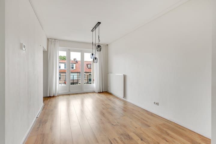 Foto 7 van Admiraal de Ruyterlaan 35