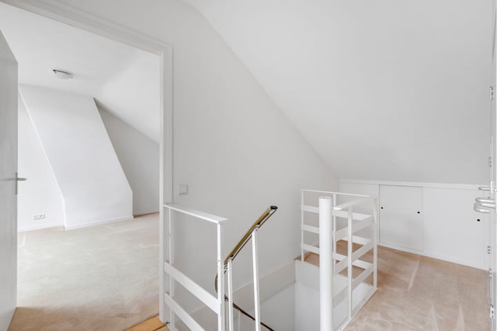 Foto 16 van Admiraal de Ruyterlaan 35