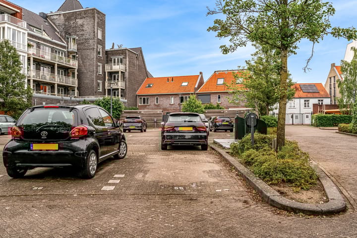 Foto 3 van Sportparkweg 124