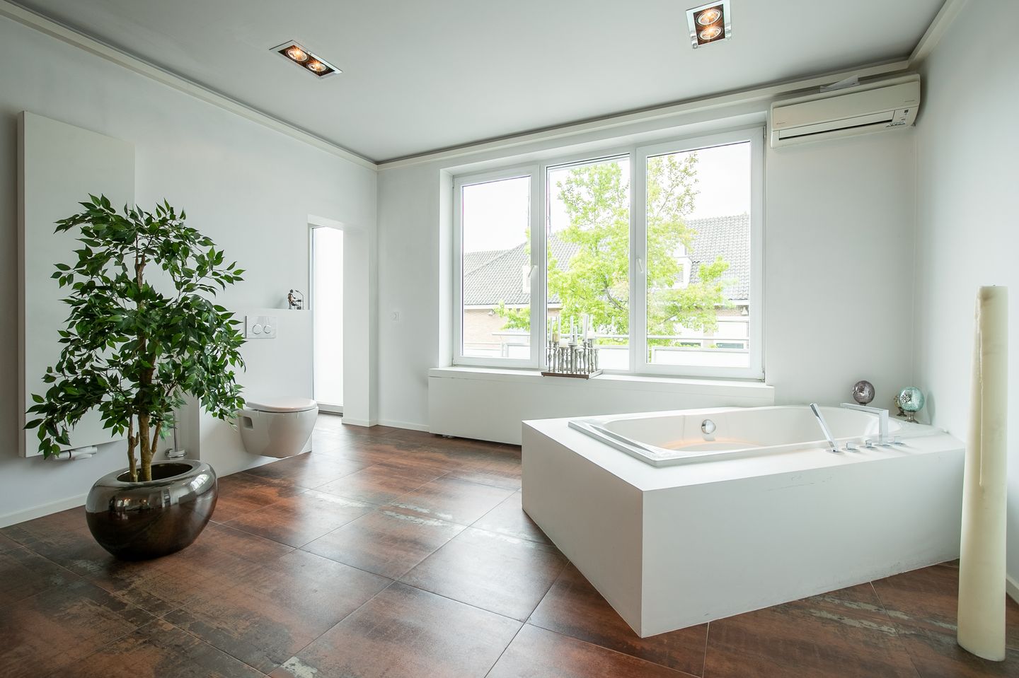 Photo 25 of Dautzenbergstraat 42