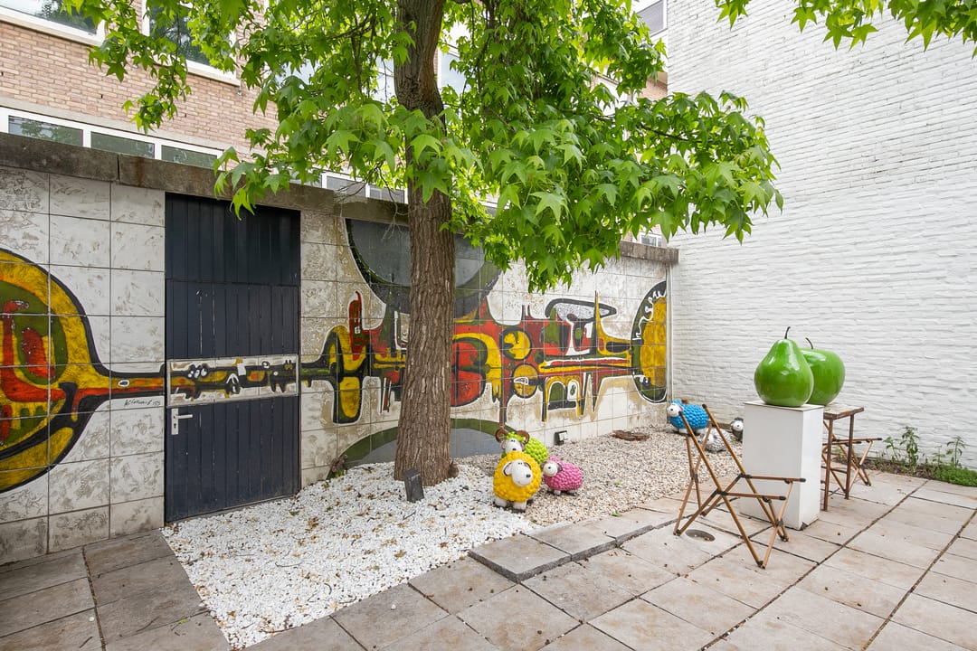 Photo 32 of Dautzenbergstraat 42