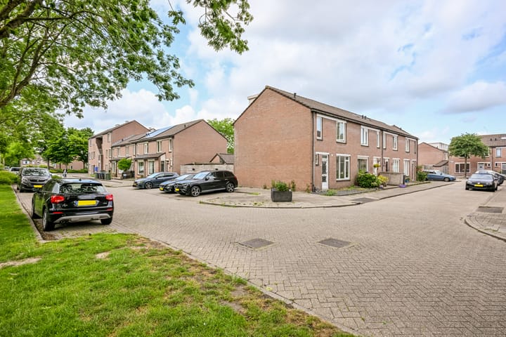 Foto 51 van Mandenmakerstraat 44