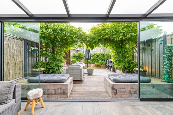 Foto 4 van Lev Landaustraat 10