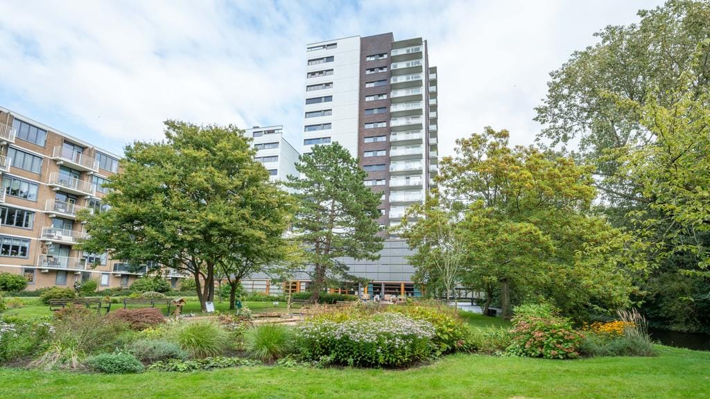 Photo 50 of Apollotoren 136