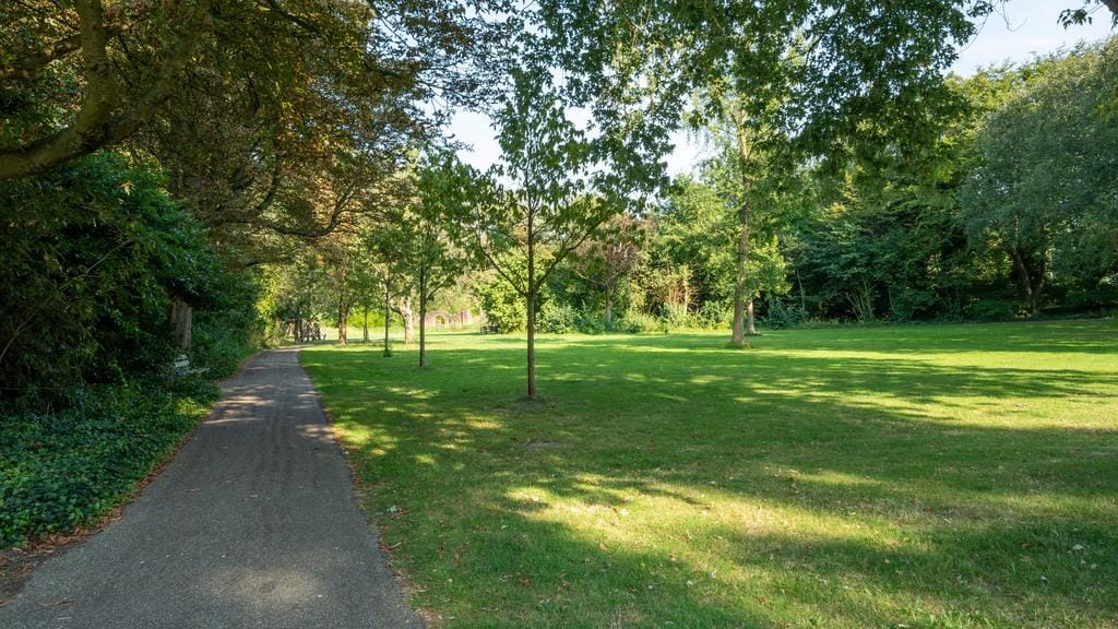 Photo 56 of Apollotoren 136