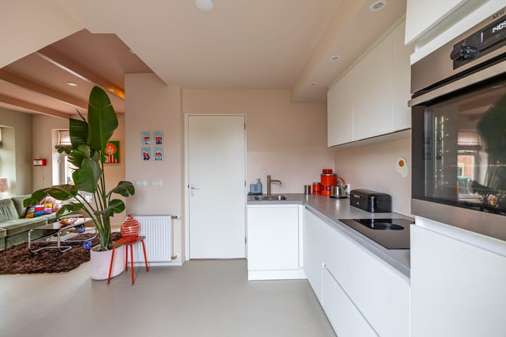 Photo 21 of Oosterstraat 56