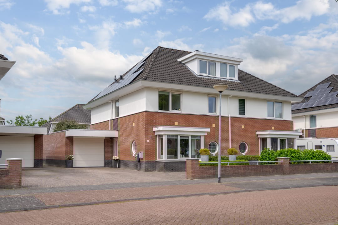 Foto 2 van Kloostersingel 9