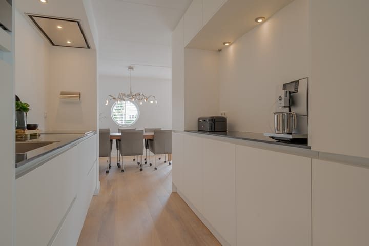 Foto 18 van Kloostersingel 9