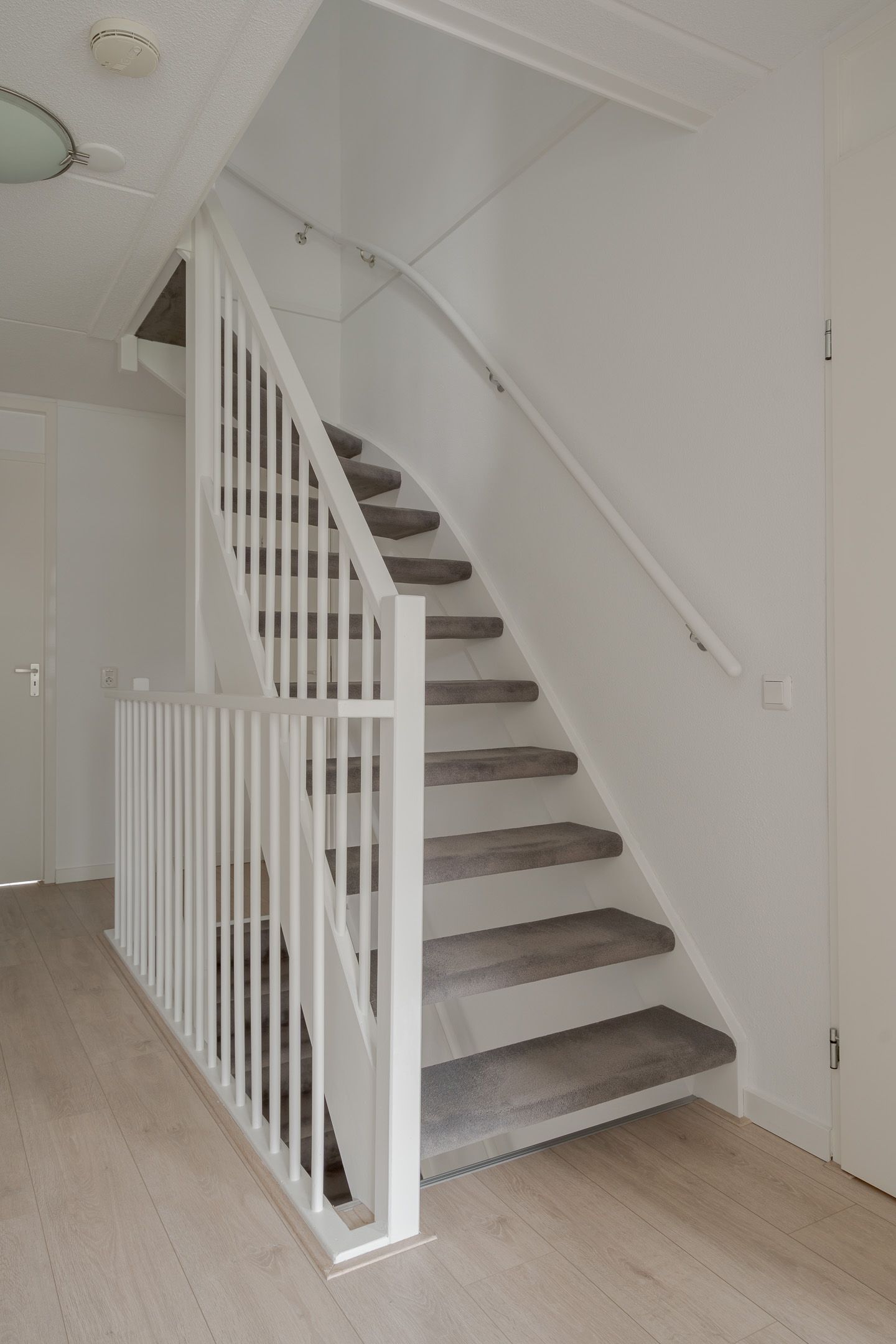 Foto 49 van Kloostersingel 9