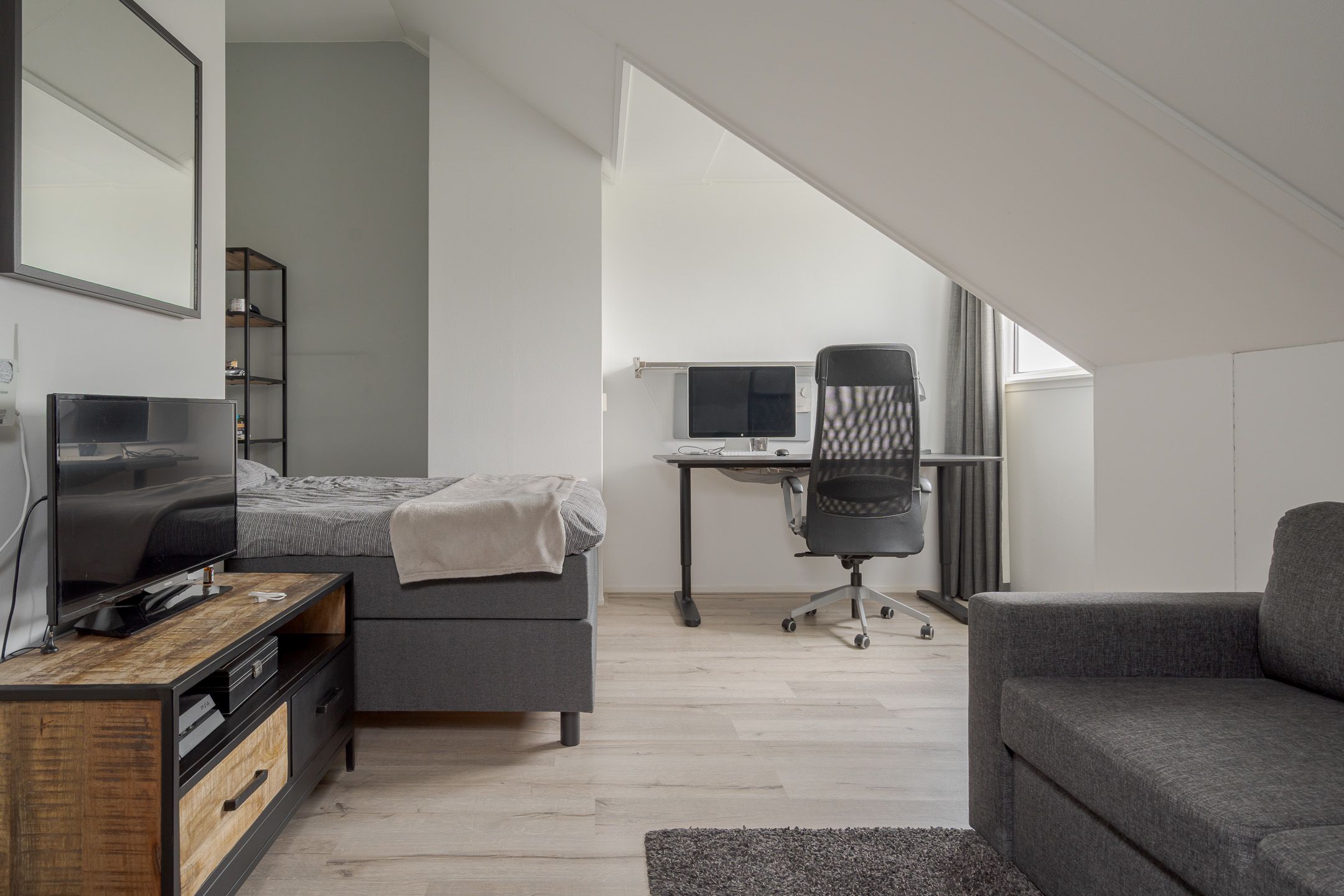 Foto 51 van Kloostersingel 9