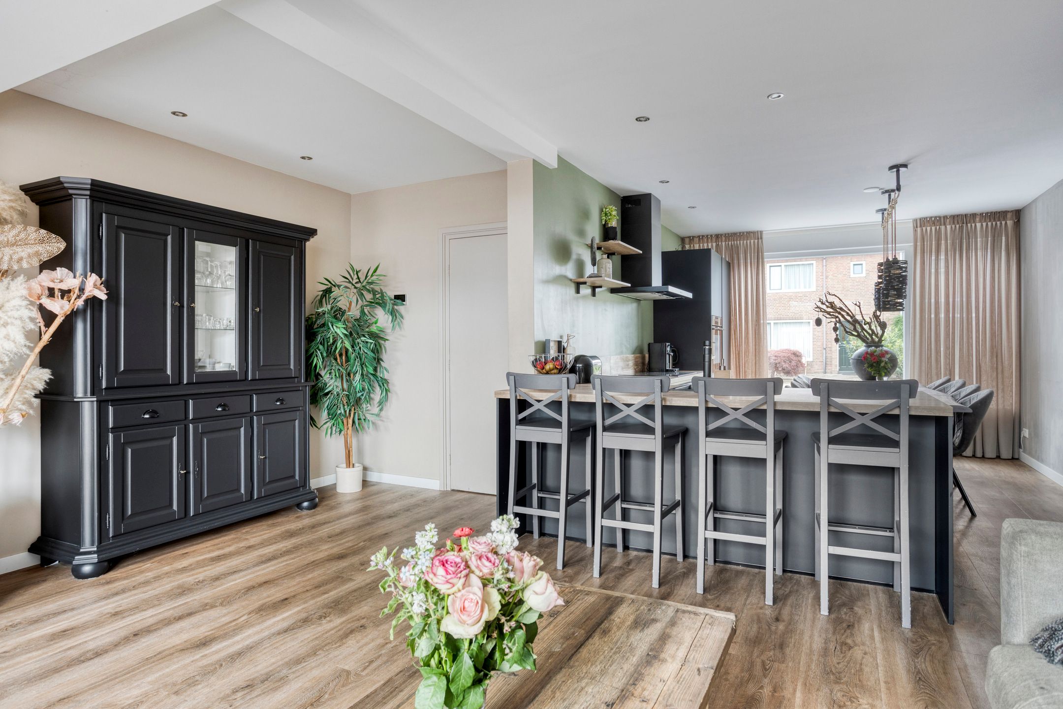 Photo 12 of Theodorus Repkesstraat 35