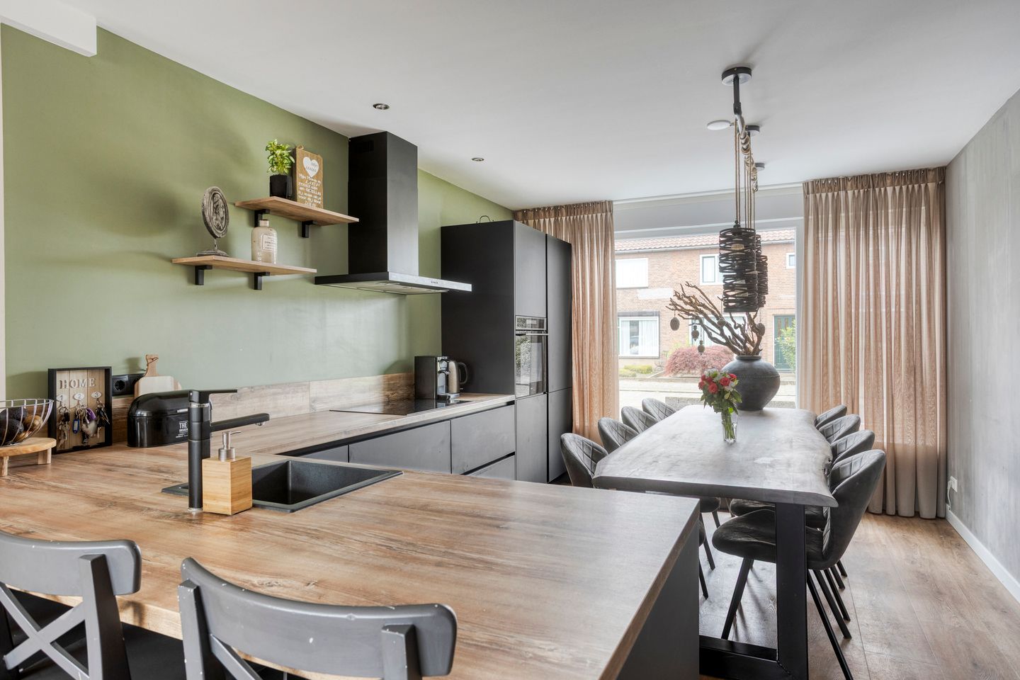 Photo 14 of Theodorus Repkesstraat 35