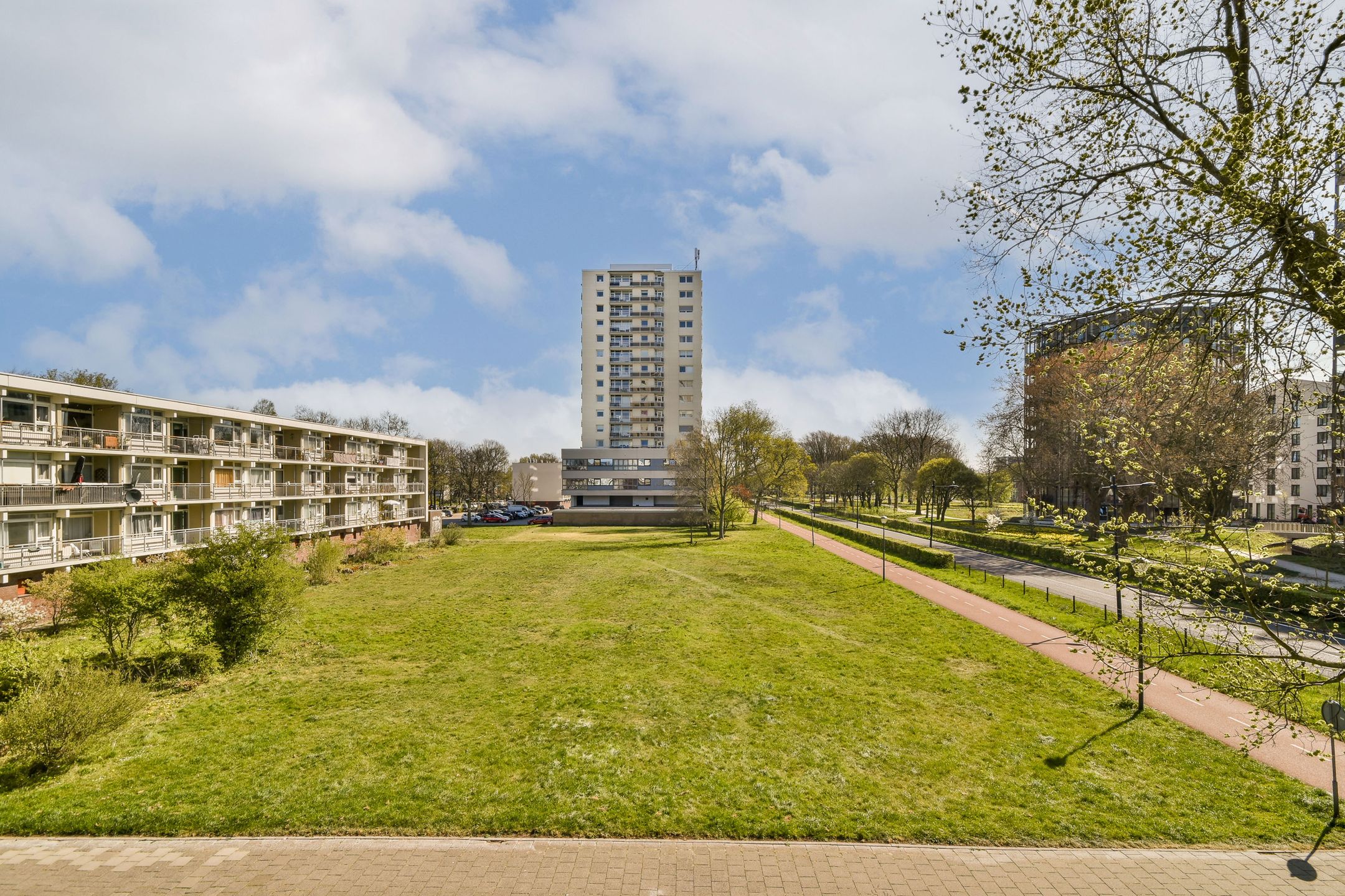 Photo 3 of Robert Kochlaan 104-F