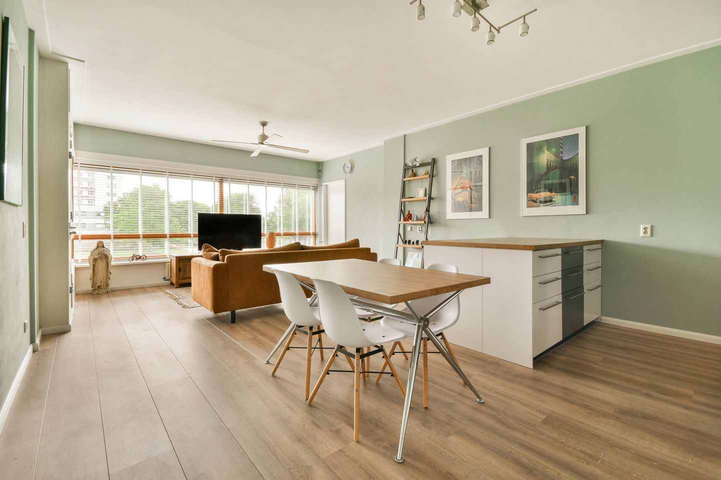 Photo 4 of Robert Kochlaan 104-F