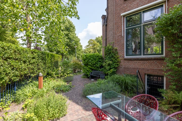 Foto 45 van G.W. Burgerplein 13