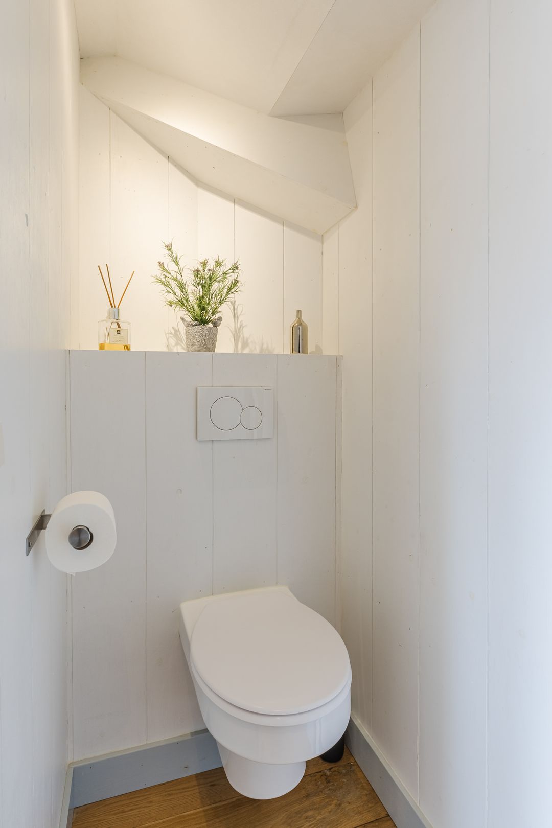 Photo 22 of Leeghwaterweg 20-A