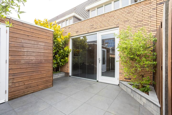 Foto 42 van Rietmeerplantsoen 31