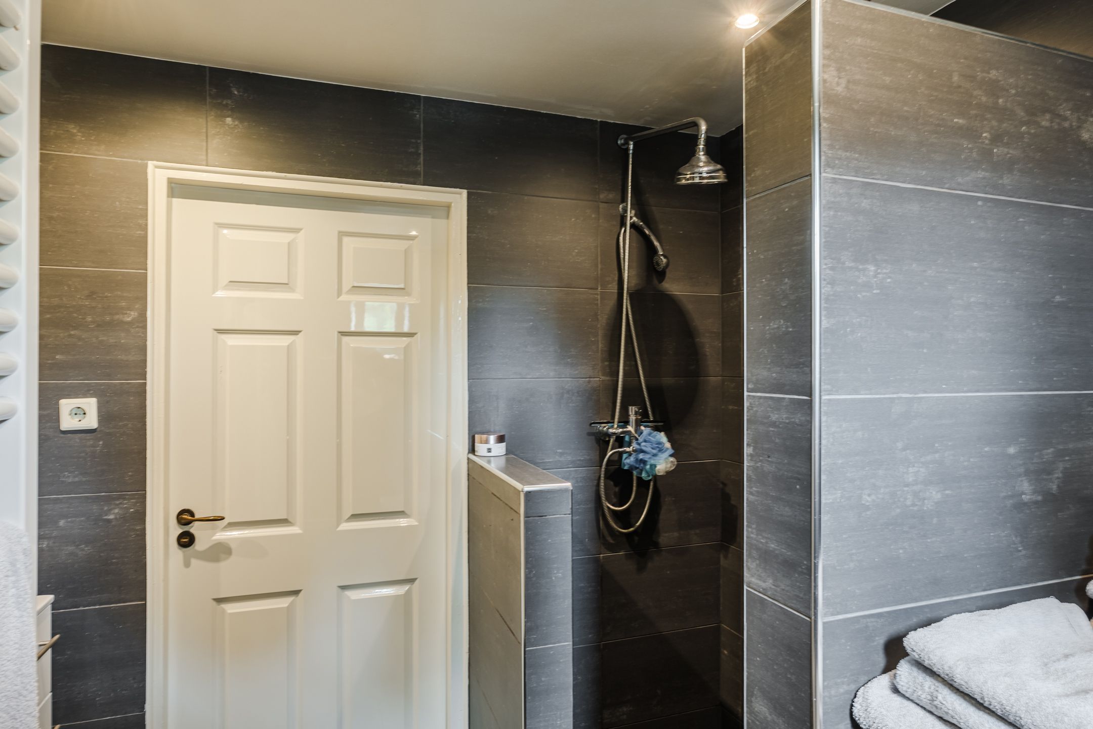 Photo 21 of Kanaalweg 89