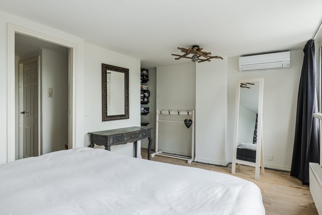 Photo 26 of Kanaalweg 89